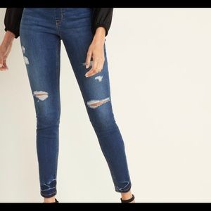 Old Navy Rockstar distressed high rise jeans